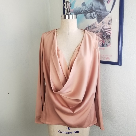 Stylestalker Tops - Stylestalker Peach Bell Sleeve Silky Blouse Small